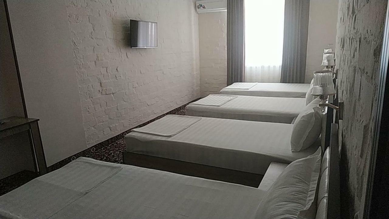 Orient Star Hotel Tasjkent Buitenkant foto